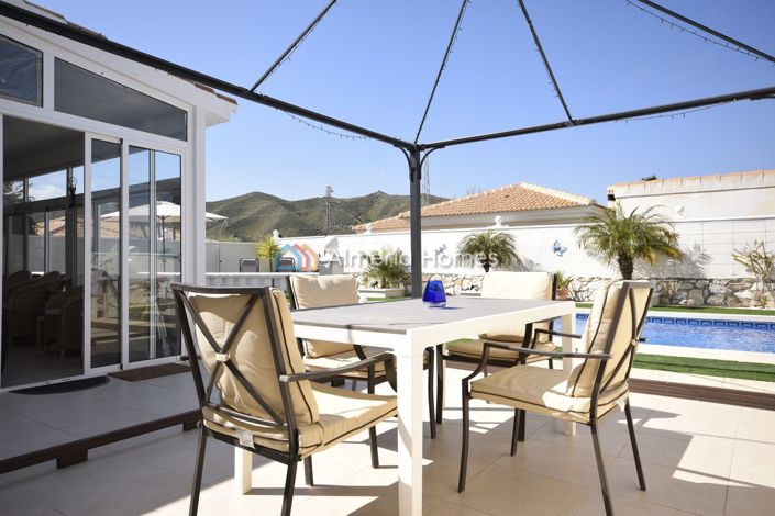 Image No.11-3 Bed Villa for sale