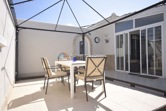 Image No.12-3 Bed Villa for sale