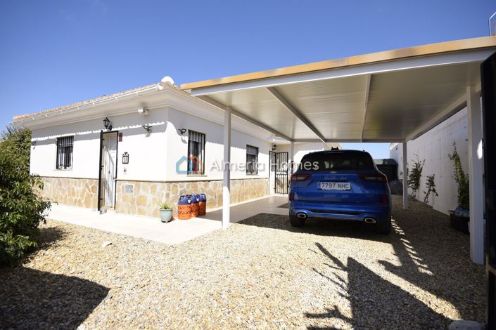 Image No.18-3 Bed Villa for sale