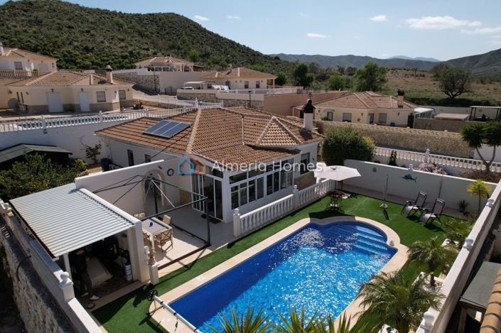 Image No.3-3 Bed Villa for sale