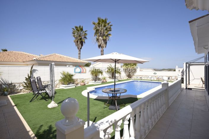 Image No.8-3 Bed Villa for sale