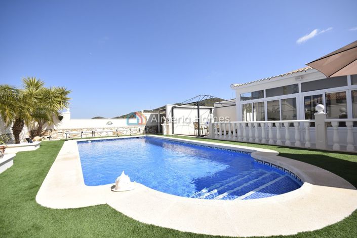 Image No.9-3 Bed Villa for sale