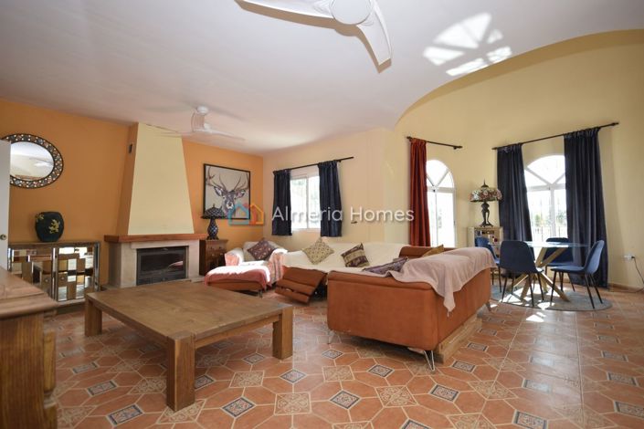 Image No.19-4 Bed Villa for sale