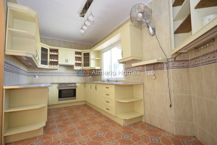 Image No.22-4 Bed Villa for sale