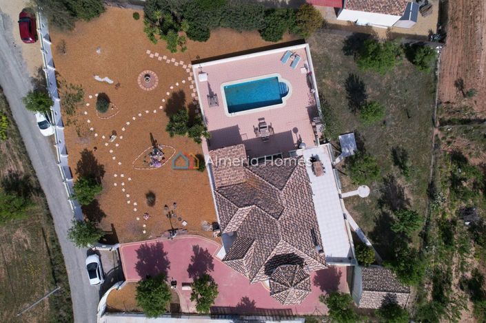 Image No.6-4 Bed Villa for sale