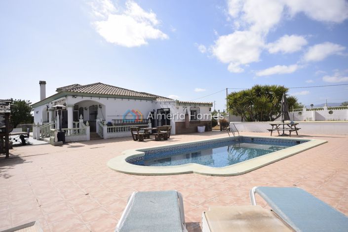 Image No.7-4 Bed Villa for sale