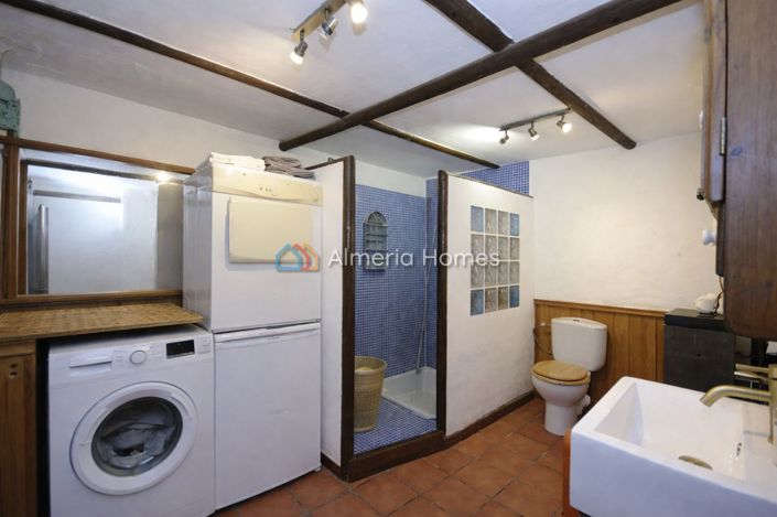 Image No.17-Maison de campagne de 6 chambres à vendre à Oria