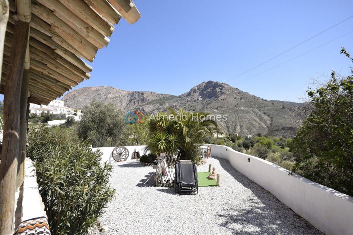 Image No.20-Maison de campagne de 6 chambres à vendre à Oria