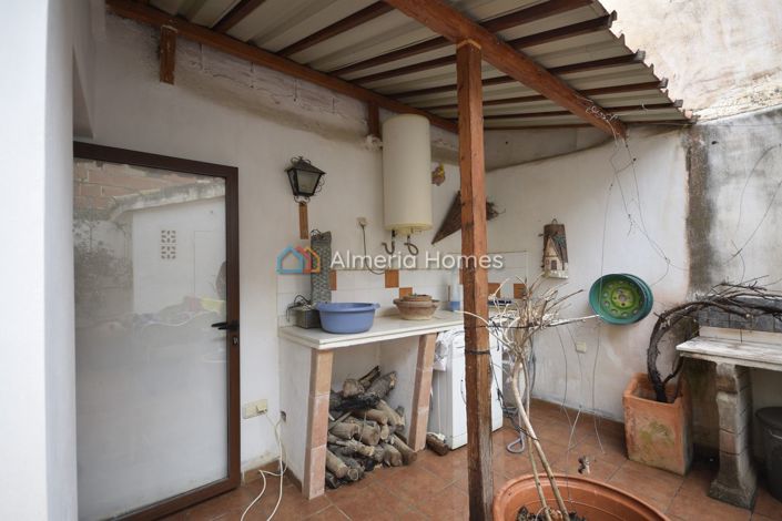 Image No.20-3 Bed Townhouse for sale