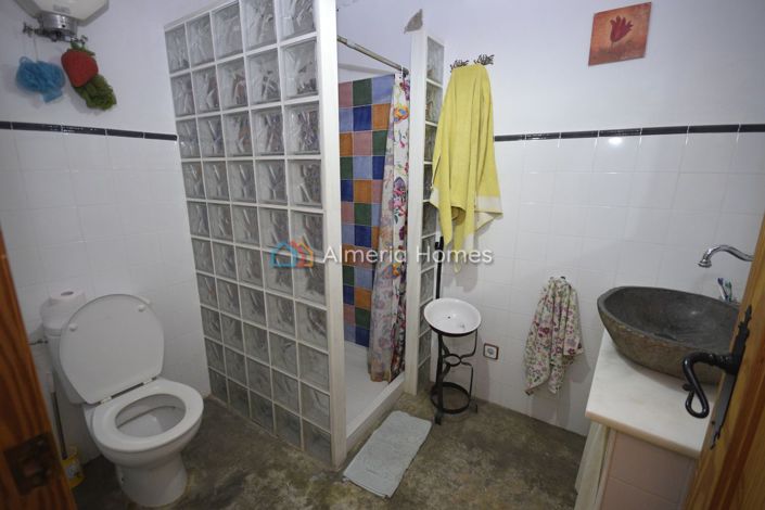 Image No.7-3 Bed Townhouse for sale