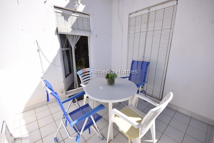 Image No.23-5 Bed Townhouse for sale