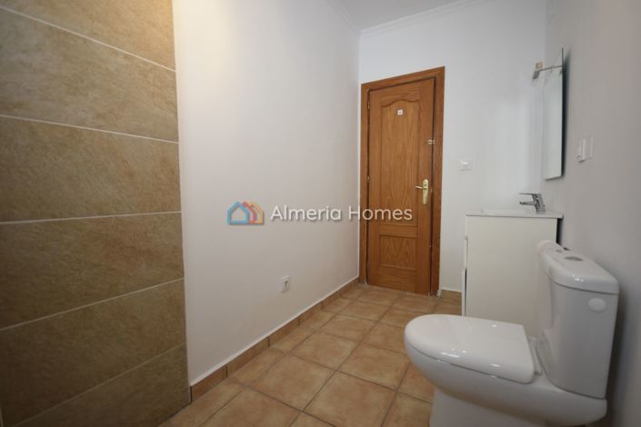 Image No.26-4 Bed Villa for sale