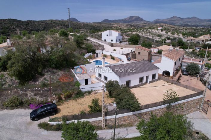 Image No.7-4 Bed Villa for sale