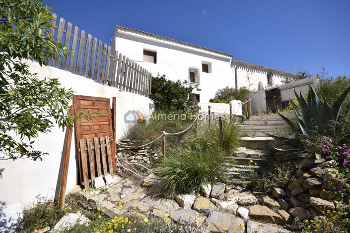 Image No.16-6 Bed Country House for sale