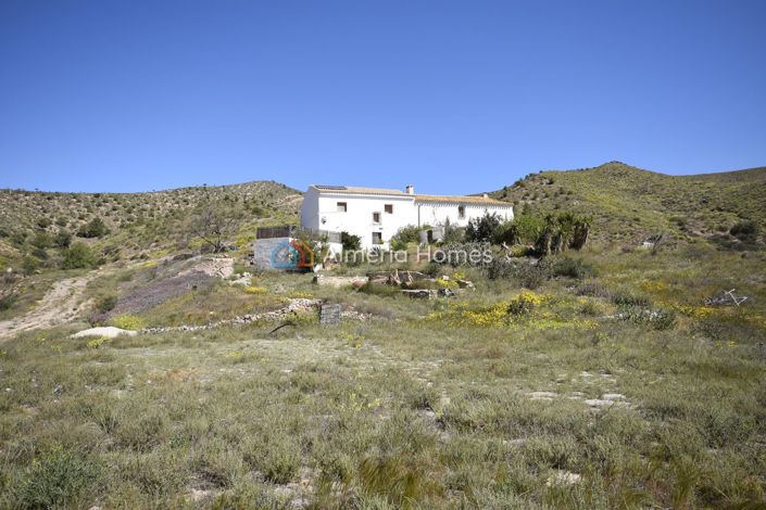 Image No.17-6 Bed Country House for sale