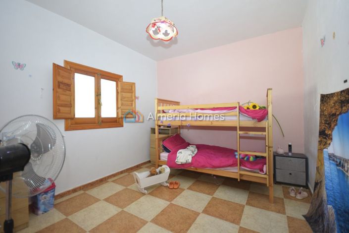 Image No.29-6 Bed Country House for sale