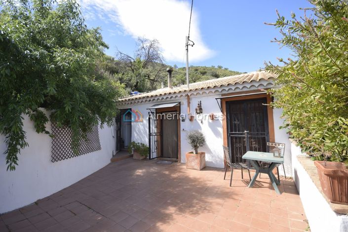 Image No.12-3 Bed Country House for sale