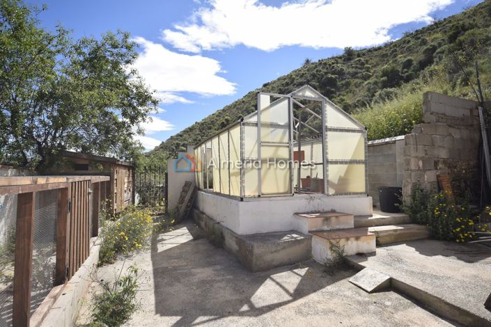 Image No.30-3 Bed Country House for sale