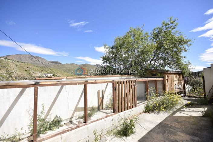 Image No.31-3 Bed Country House for sale