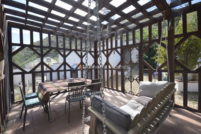 Image No.9-3 Bed Country House for sale