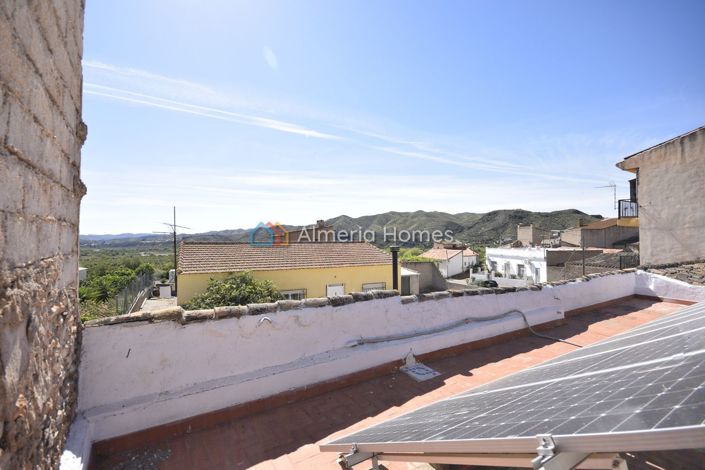 Image No.24-3 Bed Townhouse for sale