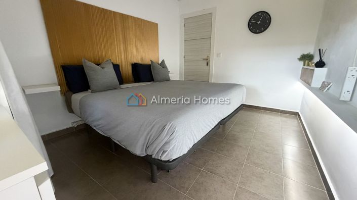 Image No.19-3 Bed Villa for sale