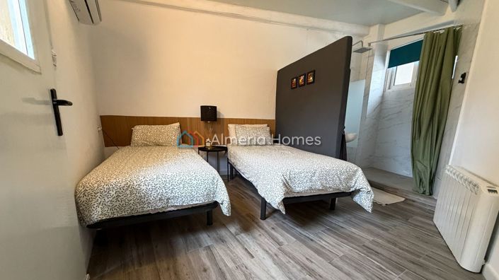 Image No.26-3 Bed Villa for sale