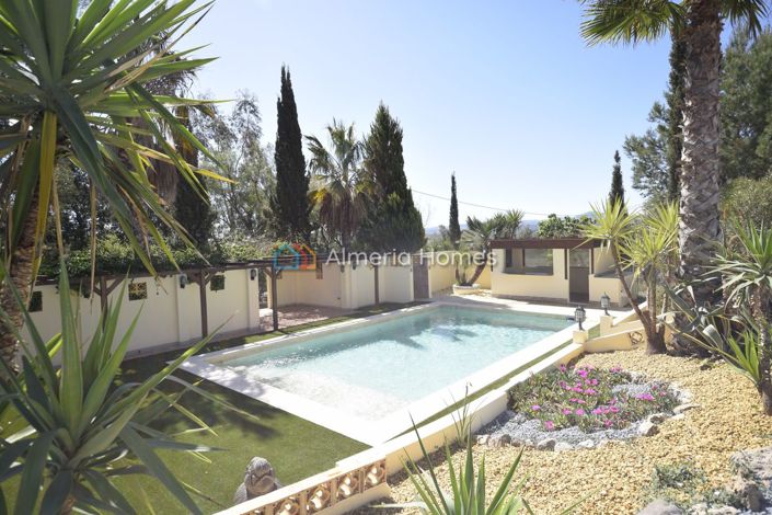 Image No.3-3 Bed Villa for sale