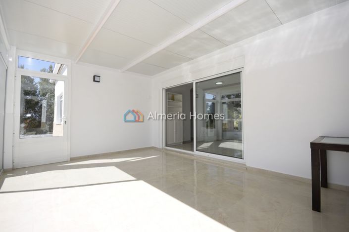 Image No.24-3 Bed Villa for sale