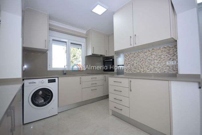 Image No.25-3 Bed Villa for sale