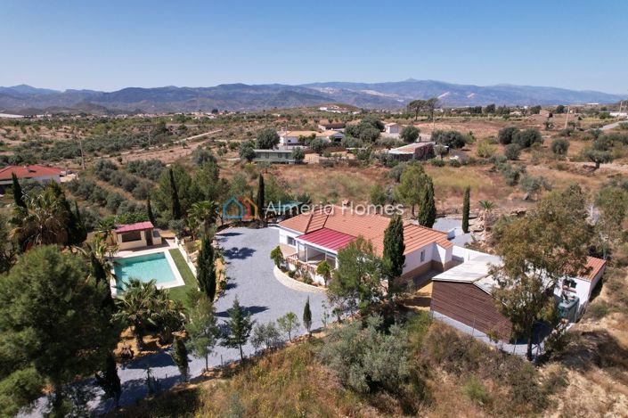 Image No.9-3 Bed Villa for sale