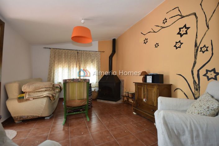 Image No.25-7 Bed Townhouse for sale