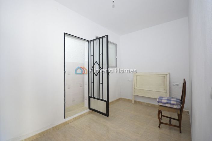 Image No.11-5 Bed Villa for sale