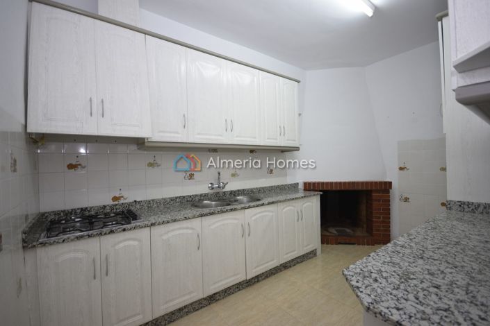 Image No.8-5 Bed Villa for sale