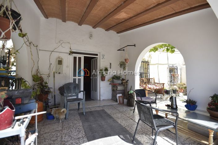 Image No.11-3 Bed Country House for sale