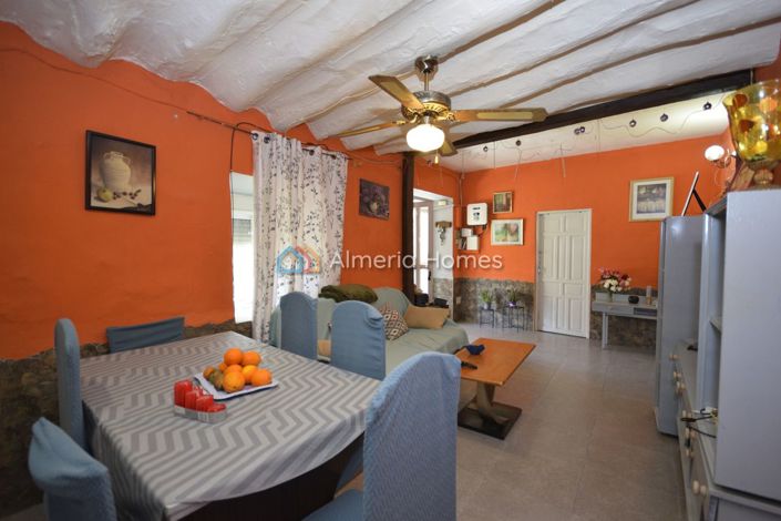 Image No.15-3 Bed Country House for sale