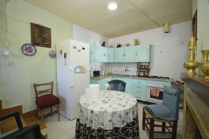 Image No.19-3 Bed Country House for sale