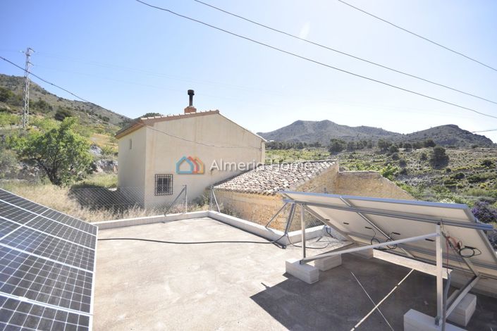 Image No.26-3 Bed Country House for sale