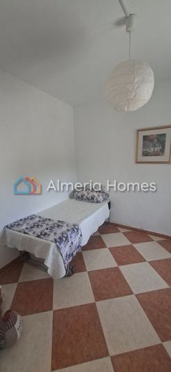 Image No.21-4 Bed Country House for sale