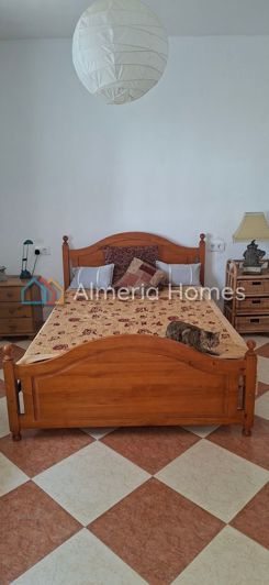 Image No.22-4 Bed Country House for sale
