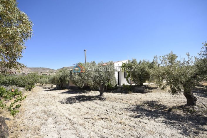 Image No.19-2 Bed Country House for sale