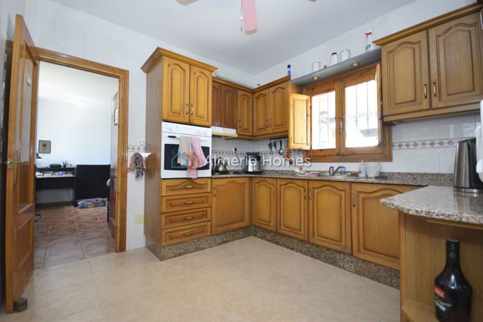 Image No.12-5 Bed Villa for sale