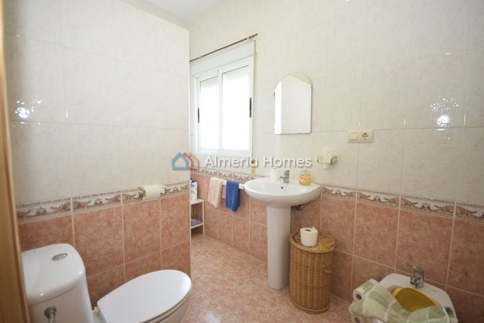 Image No.17-3 Bed Villa for sale
