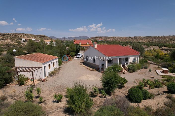 Image No.3-3 Bed Villa for sale
