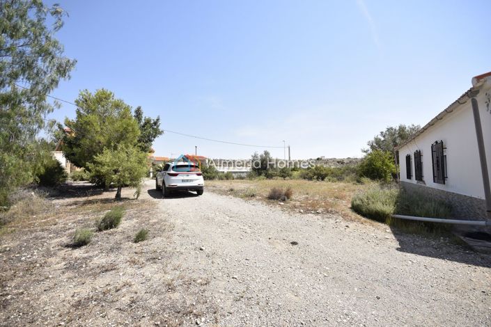 Image No.26-3 Bed Villa for sale