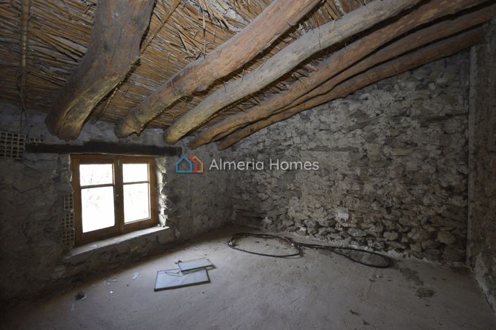 Image No.28-8 Bed Country House for sale