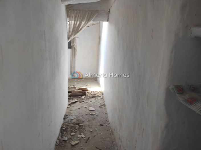 Image No.11-7 Bed Village House for sale