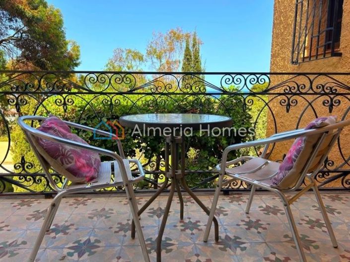 Image No.4-5 Bed Villa for sale