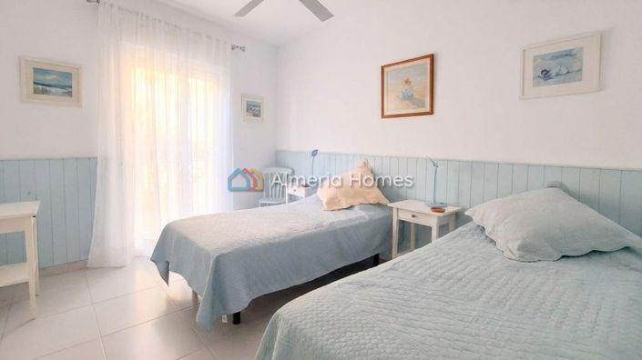 Image No.18-2 Bed Apartment for sale