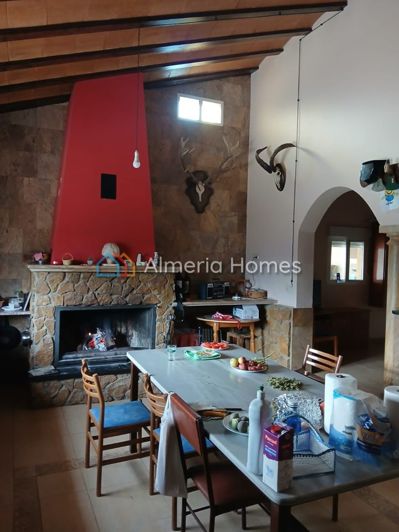 Image No.3-3 Bed Country House for sale
